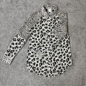 I.ner Blouse Womens Medium White Leopard Print Sheer Chiffon Y2K Fashion Mobwife